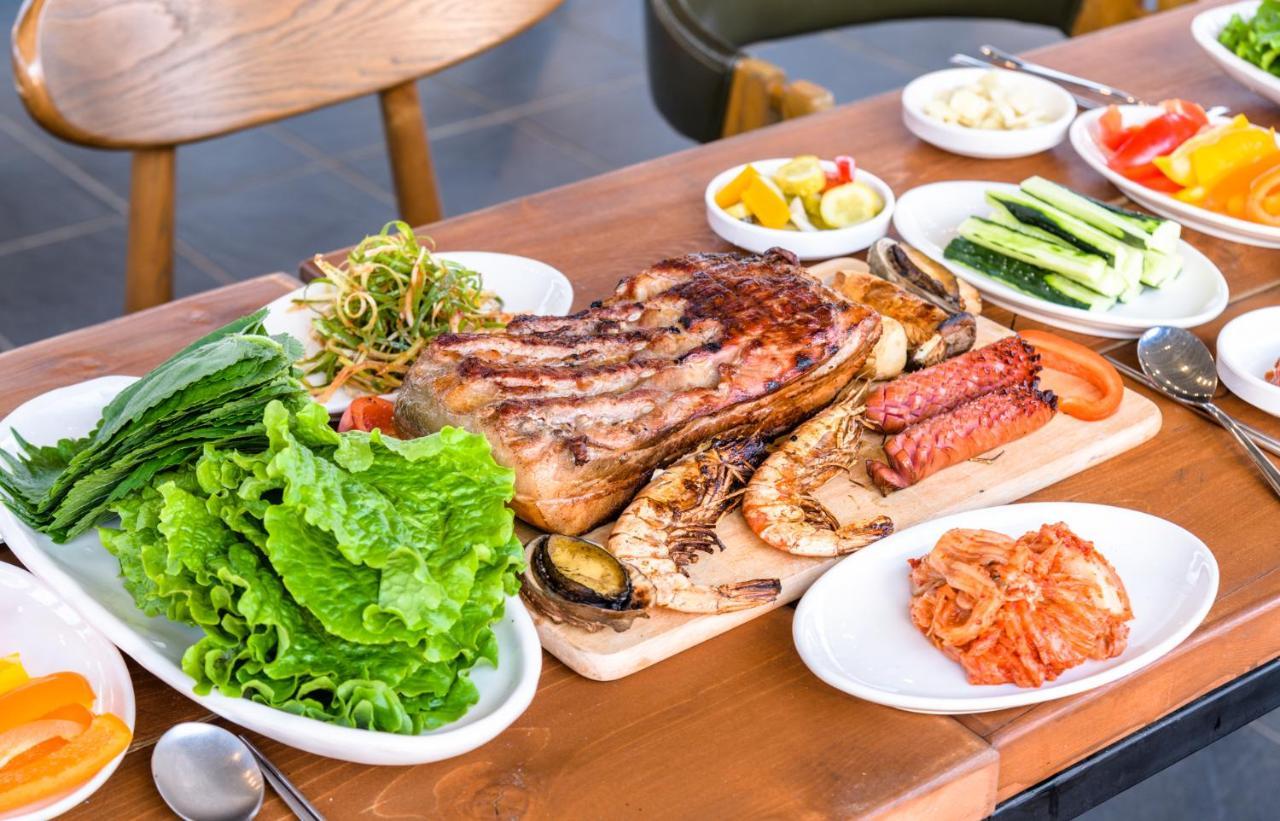 Harry And Sodam Pension Jeju Exterior foto
