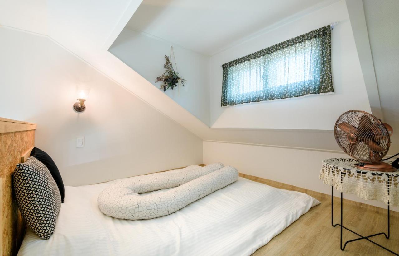 Harry And Sodam Pension Jeju Exterior foto